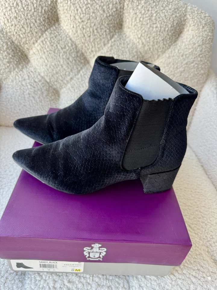 Fergie Black Velvet Pointed Toe Pull On Ankle Booties Size 8 - Image 2 of 4