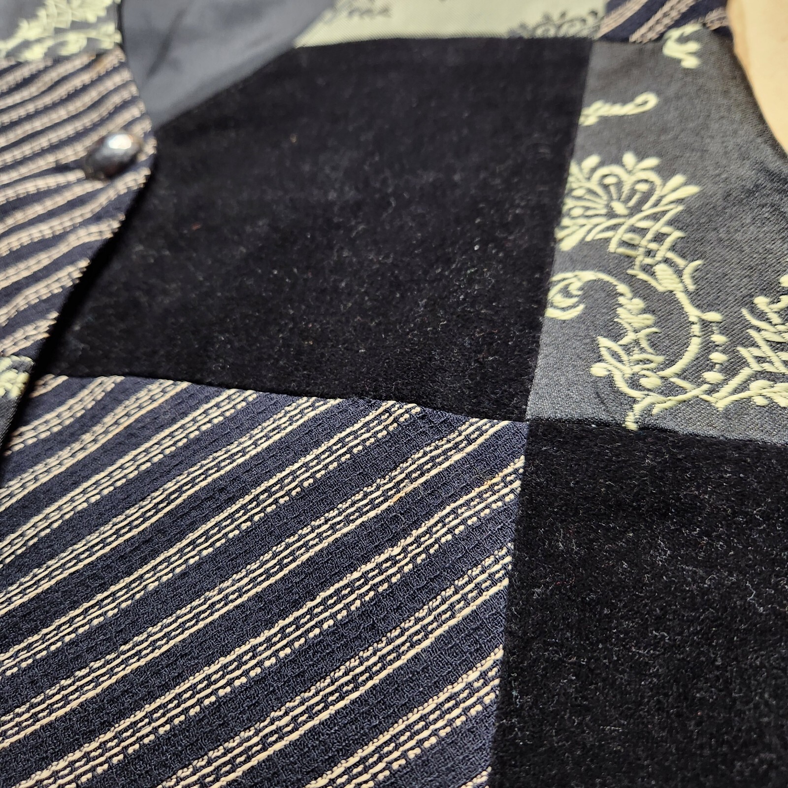 Stonebridge Women's Large Patchwork Textured Vest… - image 9