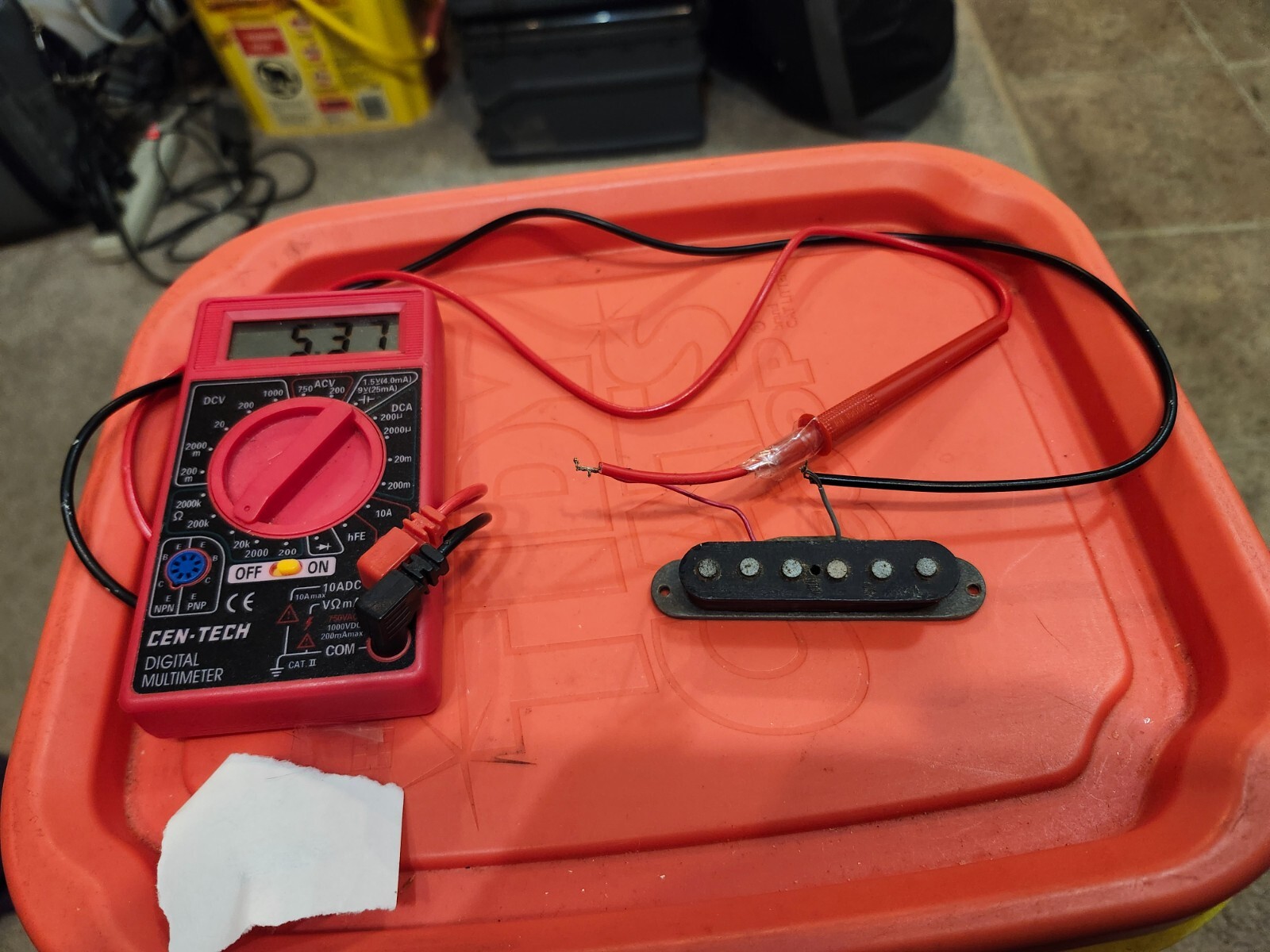 FENDER STRATOCASTER PICKUP 1979 grey bottom, rewound, meter reads 5.37