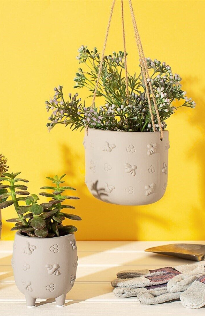 Hanging Bee Planter Grey Cement & Bee Plant Pot with legs by Sass & Belle Duo