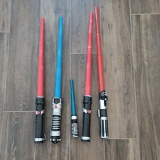 LOT OF 5 RARE STAR WARS LIGHTSABERS HASBRO LUCASFILM LIGHT SABER 1999