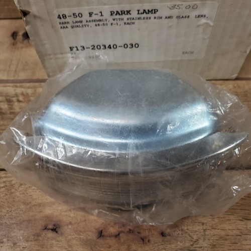 1948 - 50 Ford Pickup Parking Lamp Part F13-20340-030 Replaces 7RC-13200 - Picture 3 of 6