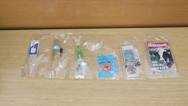 Megahouse Import Market #3 CEREAL CHOCOLATE BEBER AGUA Barbie Dollhouse Re-ment