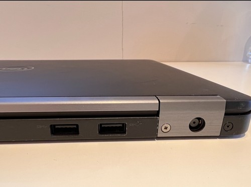 Dell Latitude E7470 - Intel i7-6600U @ 2.60GHz - 256GB SSD - 8GB RAM - - Picture 2 of 11