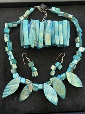 Turquoise Shell Beaded Necklace/bracelet Set