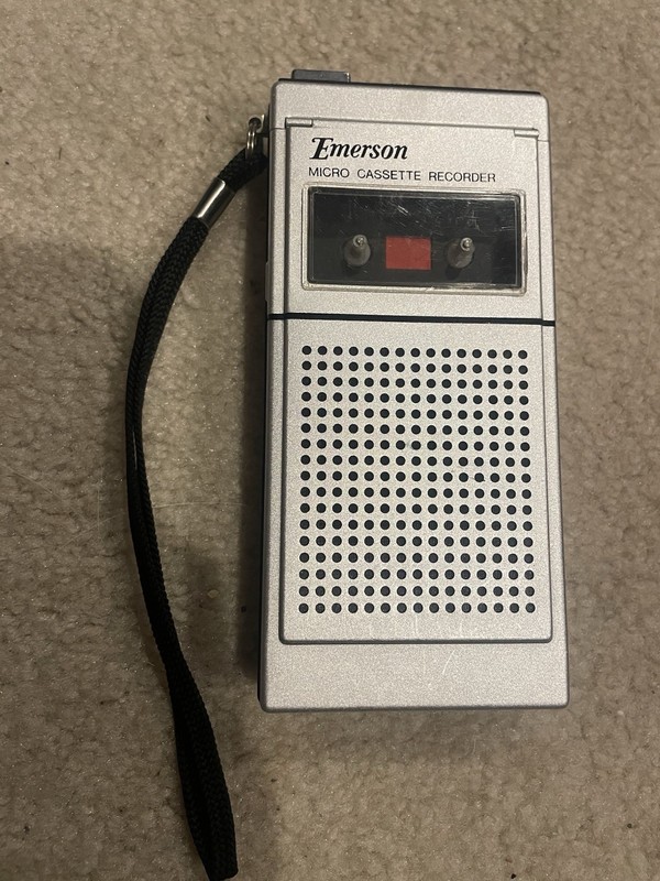 PARTS/REPAIR Vintage Emerson Micro Cassette Voice Recorder B003058