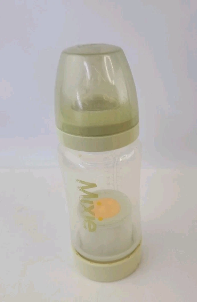 Mixie Formula Mixing Baby Bottle 8 Oz. EUC Infant Feeding On The Go New Nipple.