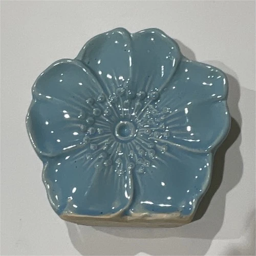 Vintage Nelson McCoy Ceramic Pottery Flower Wall Pocket Vase