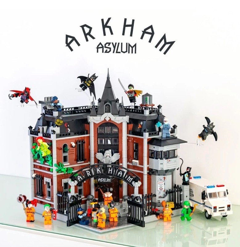DC Batman Arkham Asylum 76300 Moc  2953pcs 16 Figures Stickers & Manual