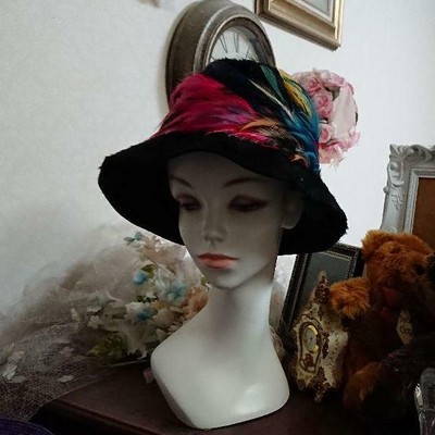 60s CHRISTIAN DIOR  CHAPEAUX NY Bonwit Teller Bird Gold & Spotted Feathers Hat 60s Christian Dior Wide-Brim Hat With Original Box – Better  main image 4