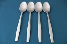 4 Place Oval Soup Spoons Dansk VARIATION V Satin JHQ 18/8 Stainless Korea 8 1/4"