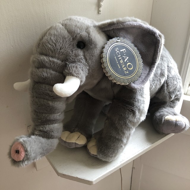 FAO Schwarz 2013 12" Elephant All Plush With Tags Realistic Geoffrey