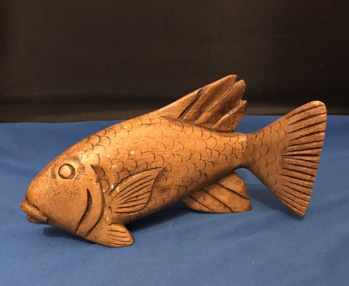 Vintage handgeschnitzter Holzfisch (22 cm lang)