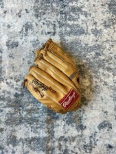 Rawlings Baseball Glove