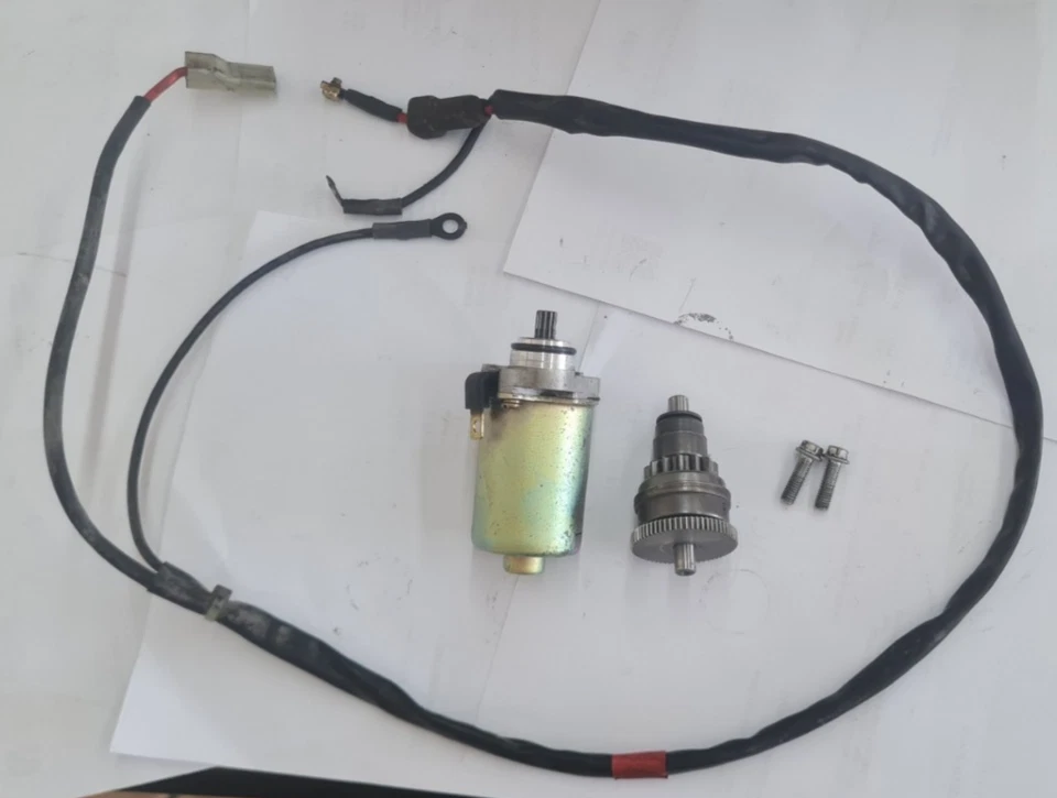 Moteur D'Avancement Pignon Câblage Piaggio Liberty 2T RST 50 CC 2004 - Photo 2/4