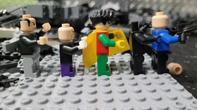 LEGO Batman: The Batcave Penguin and Mr. Freeze's Invasion 7783, Incomplete,READ