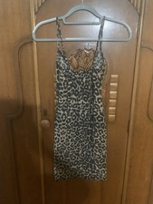 Pretty Little Thing Women’s Size 0 Cheetah Print Mini dress. B6