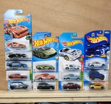 Hot Wheels ERROR Cars 14 Lot mis-strike Tampo Wheels Backwards Base