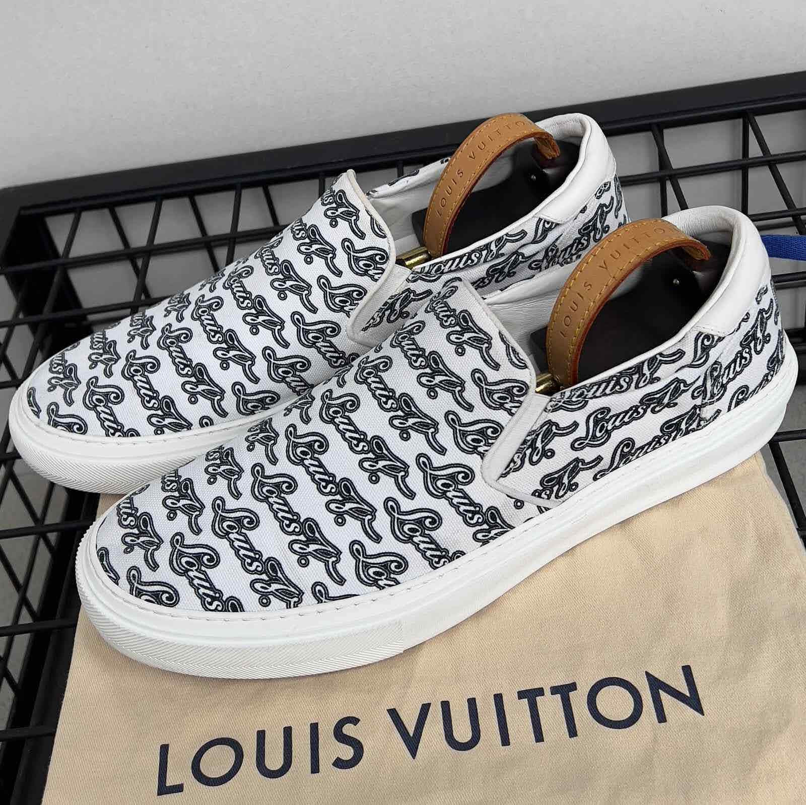 Louis Vuitton Trocadero slipon cloth 