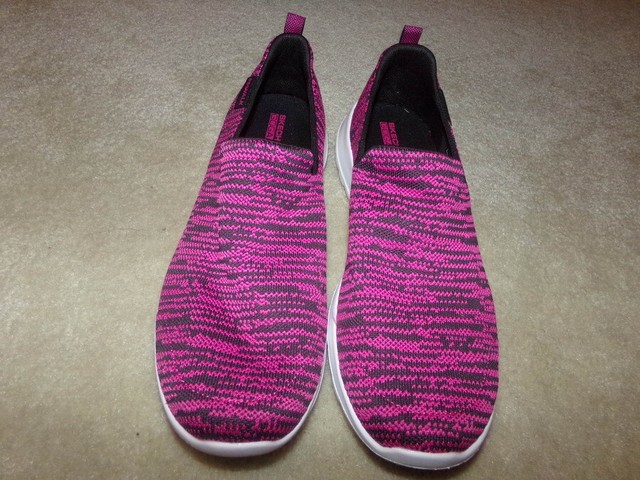 skechers go walk 5 toasty