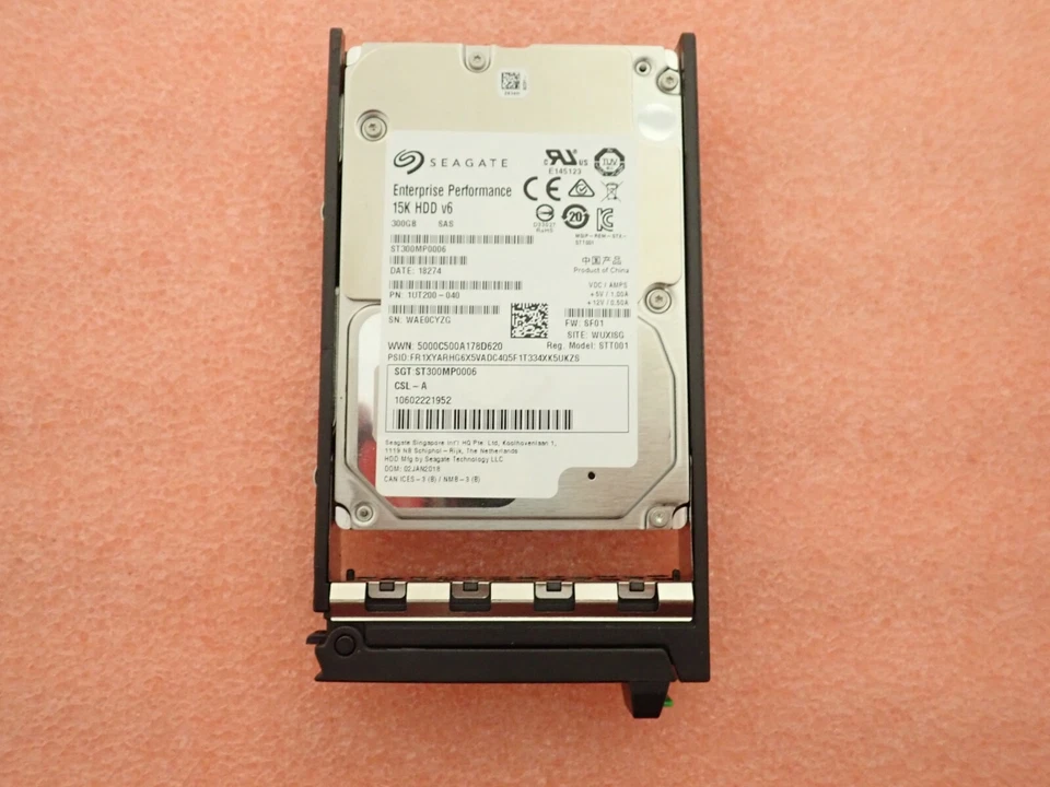 Fujitsu ST300MP0006 HD SAS 12G 300GB 15K HOT PL 2.5' EP HDD for Primergy - Image 2 of 4