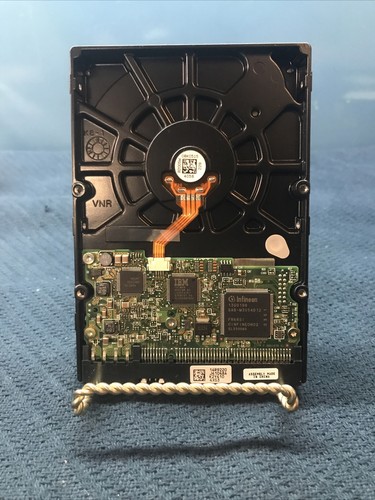 HITACHI DESKSTAR 82.3G HDS722580VLAT20 P/N: 08K4062 7200RPM MLC: H71474 - Afbeelding 2 van 6