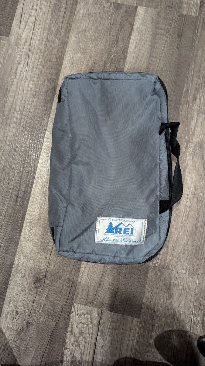 REI】 アール・イー・アイ トラベルバッグ ヴィンテージ物 REI REI】 アール・イー・アイ トラベルバッグ ヴィンテージ物 REI
