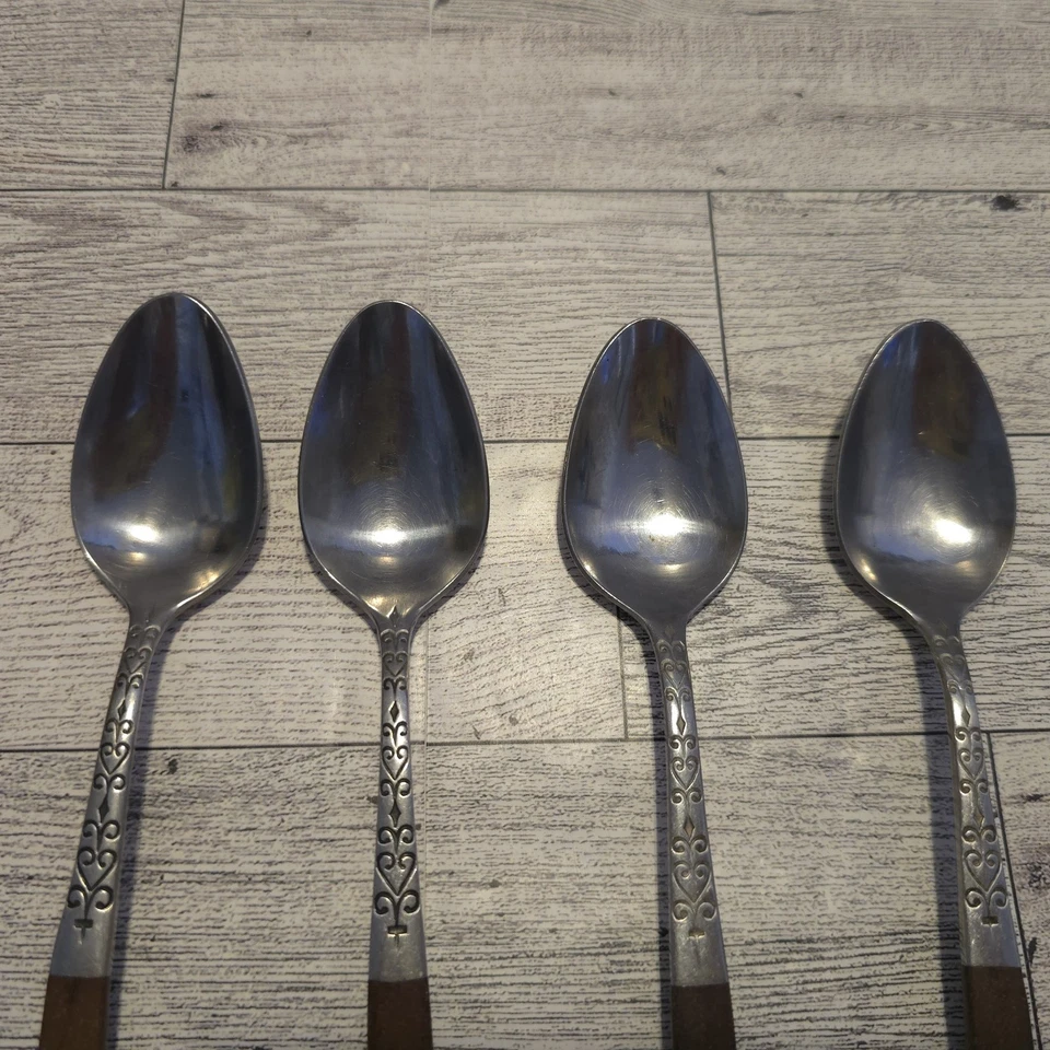 Vtg Set of 4 Teaspoons Interpur Canoe Hearts Stainless Brown Handle MCM Japan - Image 4 of 4