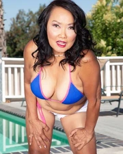 8x10 Artistic Photo Fine Art Beautiful Busty Asi Model 100425c-9