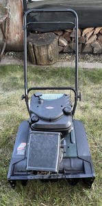 Craftsman 4.0 HP 4 Cycle Gas Snow Blower 21 inch Green & Black LOCAL PICK UP