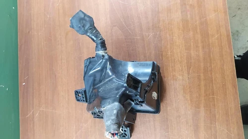 82662-52800 Caja Reles/Fusibles para TOYOTA YARIS (KSP1/NLP1/NSP1) 2014 265578 - Imagen 6 de 10