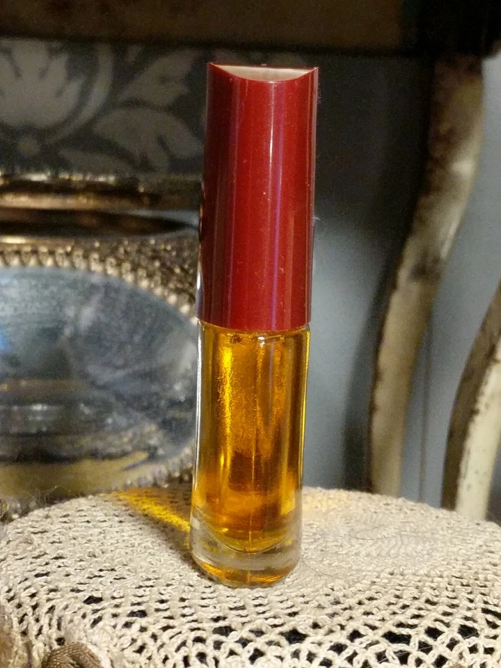 Cassini Perfume Vintage Botella 3/8 OZ Perfume Cassini Perfumes Ltd. ANTIGUO COMPLETO Foto 2 de 4