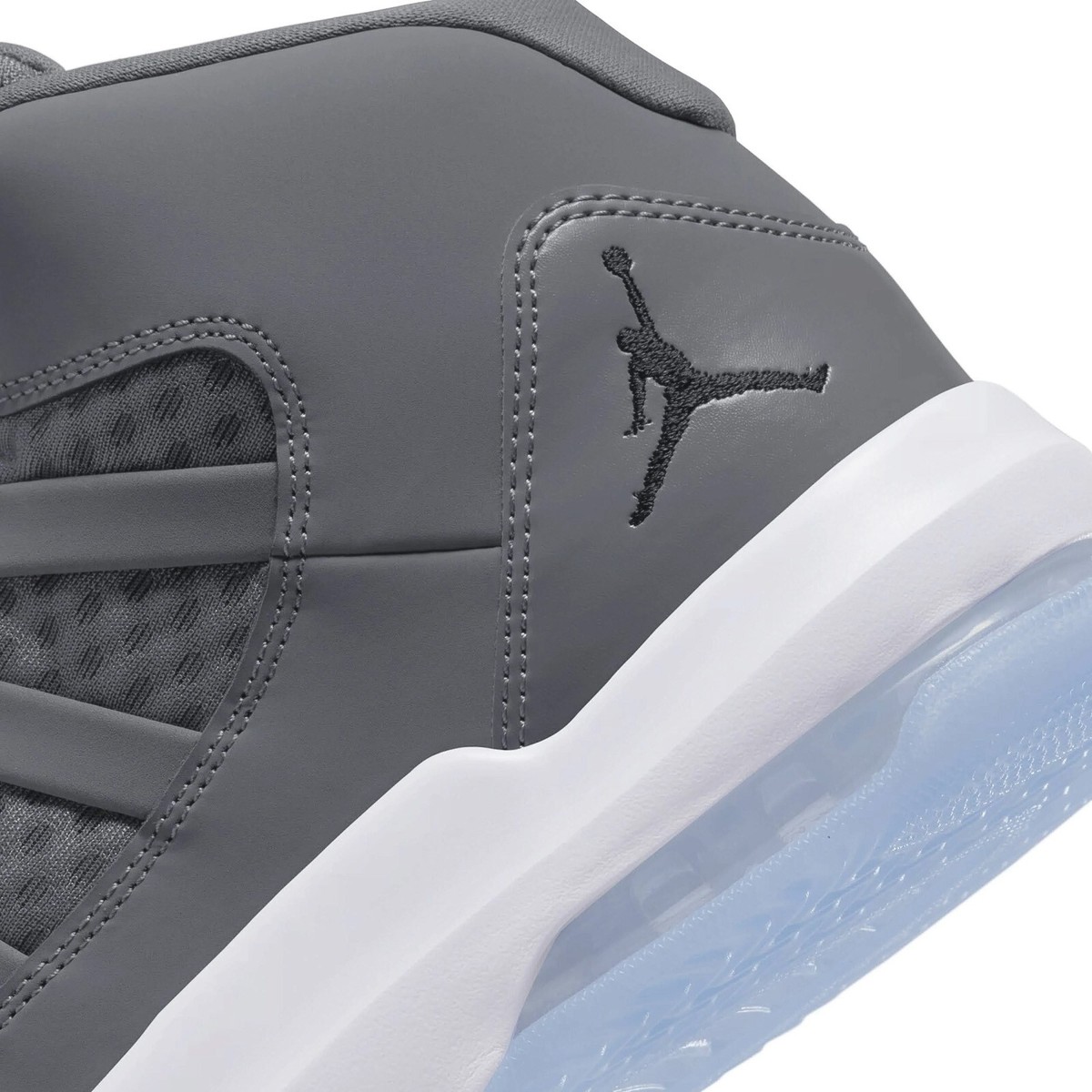 jordan max aura gri