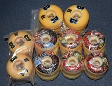 NOS VINTAGE WORLD INDUSTRIES STAKEBOARD WHEELS & BB 52 BOOTLEG LOT