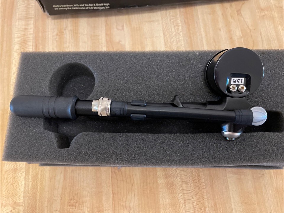 NIB Harley Davidson OEM Air Shock Suspension Pump Touring 5463003A