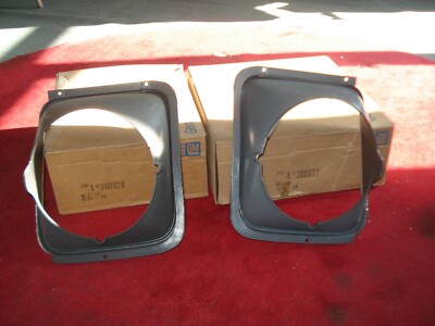 NOS 75-76-77-78 Chevy Nova SS Pair Headlight bezels 360627 360628