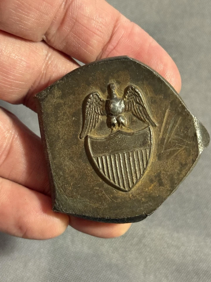 Ранний антикварный железный фрагмент военного вооружения с патриотической маркировкой щита орла - Изображение 3 из 4