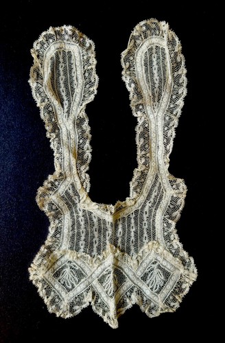 Antique 19C Frilly Lace Victorian Christening Baby Bib Handmade