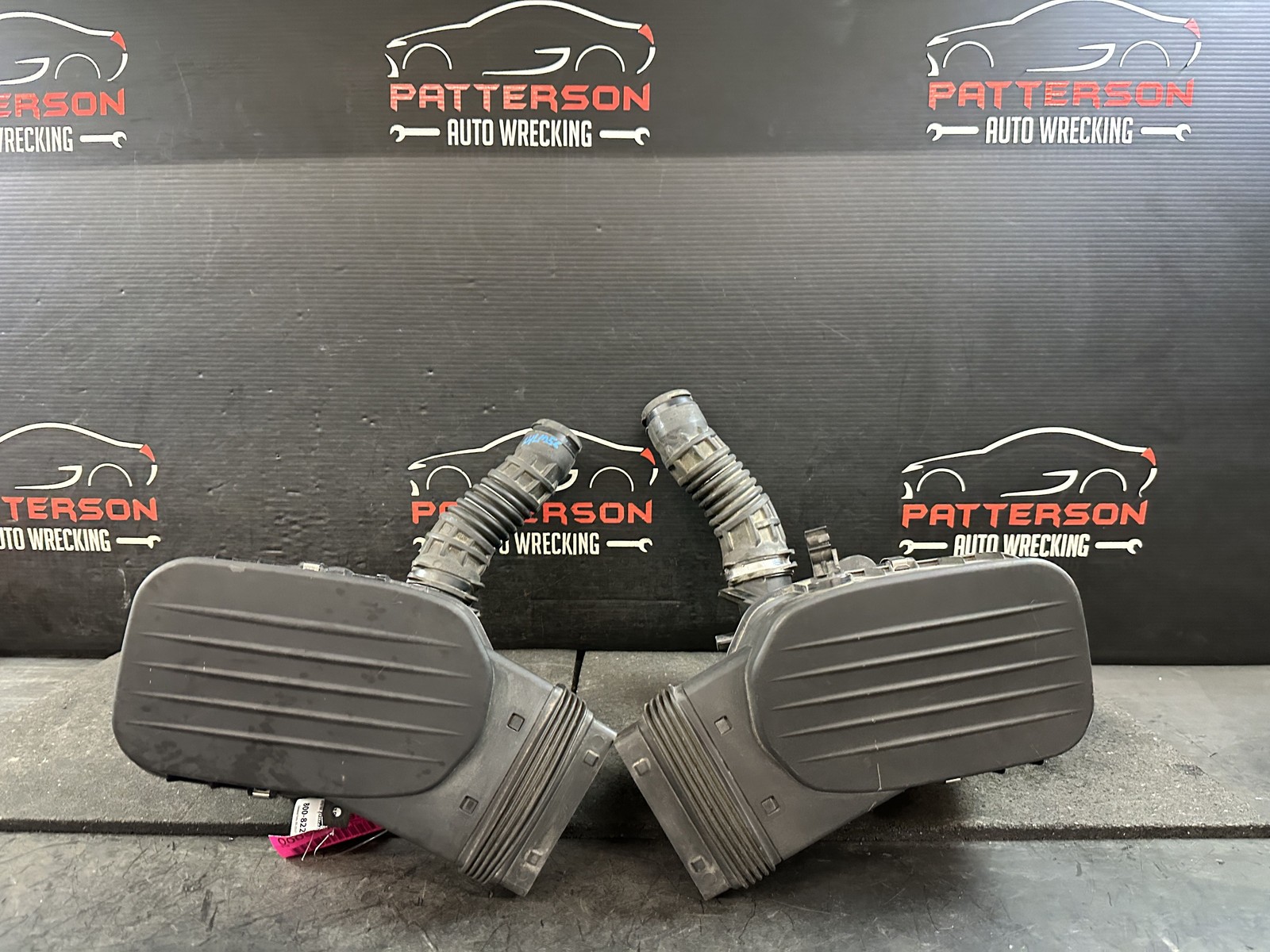 14-21 MASERATI GHIBLI 3.0 LEFT & RIGHT AIR INTAKE CLEANER FILTER BOX 72405505