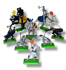 Britains Deetail 1971 England Medieval Knights and horses figurine set