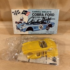 SIGNED AUTOGRAPHED REVELL CARROLL SHELBY'S COBRA FORD KIT 1:32 NEW BOXED READ