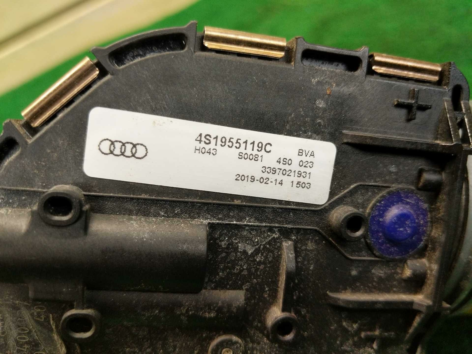 2017-2020 Audi R8 V10 OEM RH Front Wiper Motor P/ 4S1955119C