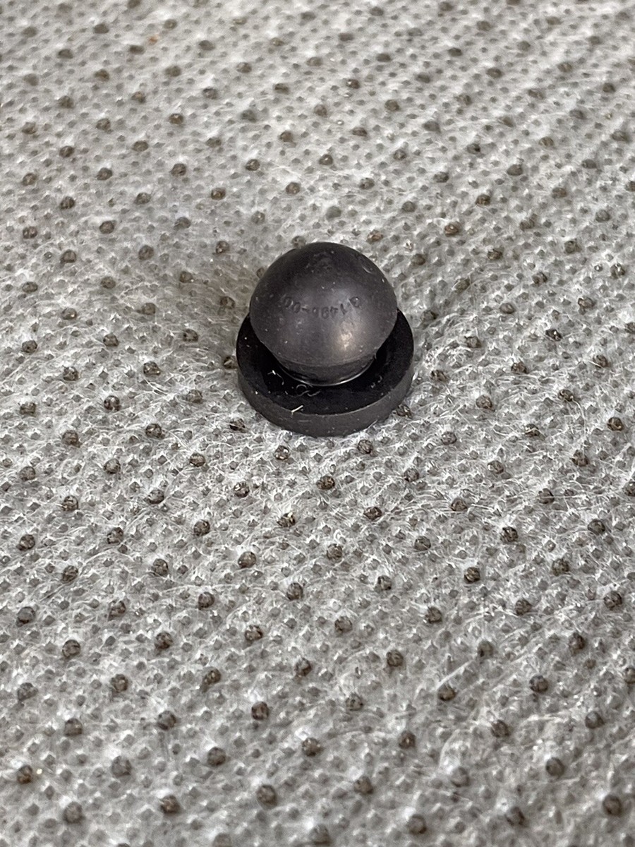 Mercedes-Benz A0014312787 Brake Fluid Reservoir Protective Cap 
