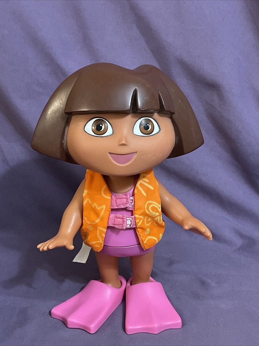 Dora the Explorer Splash Around bath toy doll life vest flippers