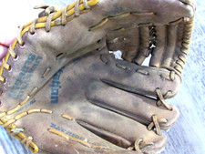 Vintage Louisville Slugger Baseball Glove Right Hand Throw Citation  BM