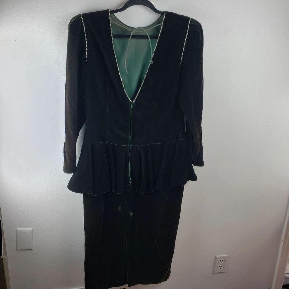Women's A.J. Bari 1970/80's Vintage Green Velvet Evening Party Cocktail Dress 14 - Image 2 of 4