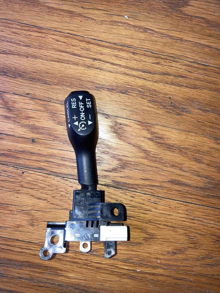 Interruptor de control de crucero intermotor estándar para Toyota Tundra/sequoia 2001-2004 Foto 2 de 4