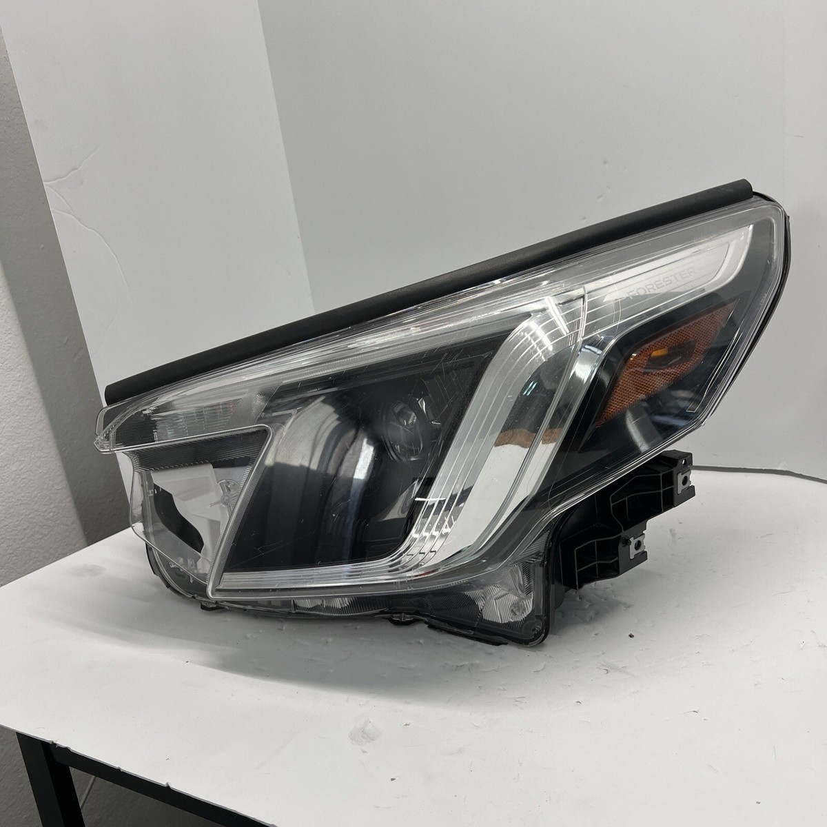 2022 2023 Subaru Forester Left LH Driver Side Full LED