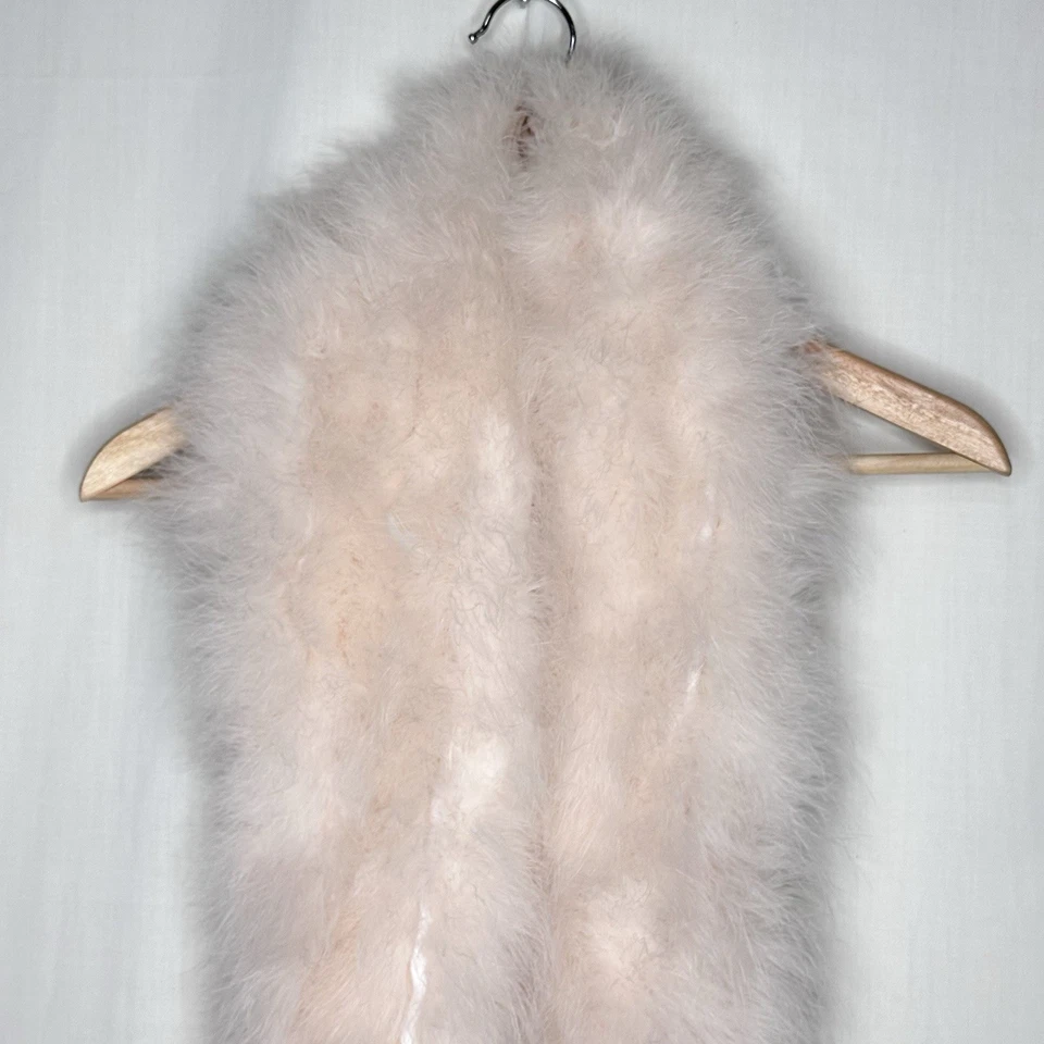 BEBE Rosa Pluma Estola Mantón Envoltura Boda Bolero Encogerse de hombros Forro Satinado Arco Usado en Excelente Condición Foto 2 de 4