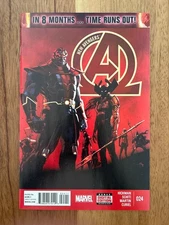 NEW AVENGERS #24 (Marvel, 2013) VF Hickman